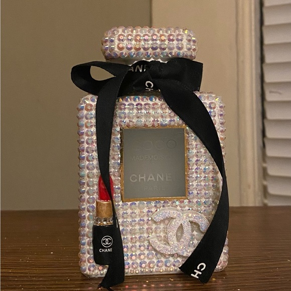 Unicorn Chanel Perfume Bottle - Picture 9 of 13